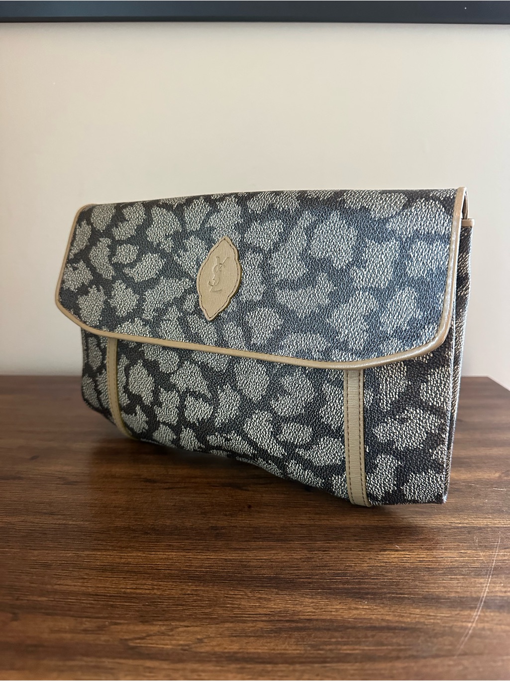 Ysl Gray & Black Vintage Giraffe Print Clutch
